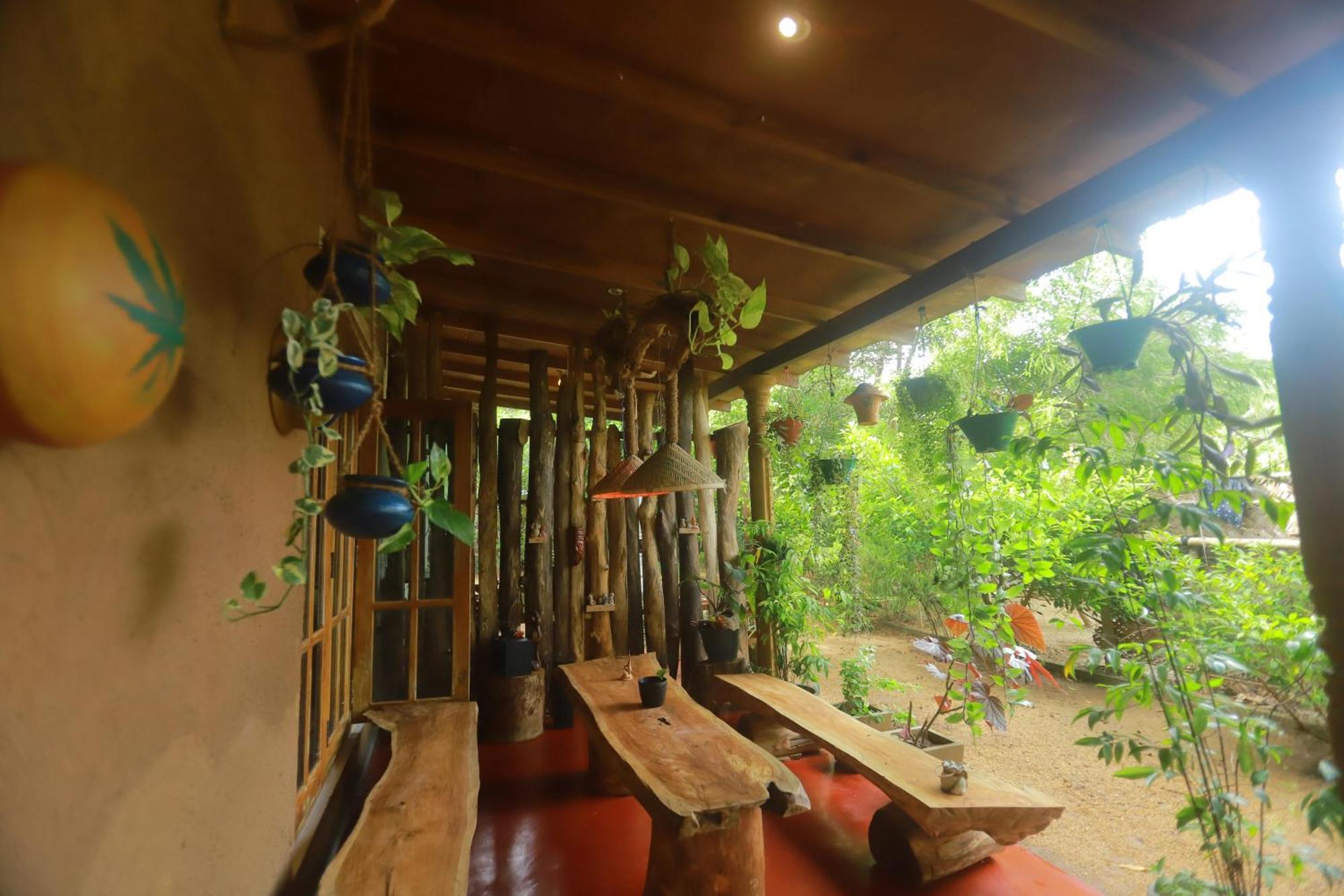 Dinna Nature Hostel Сигирия Экстерьер фото