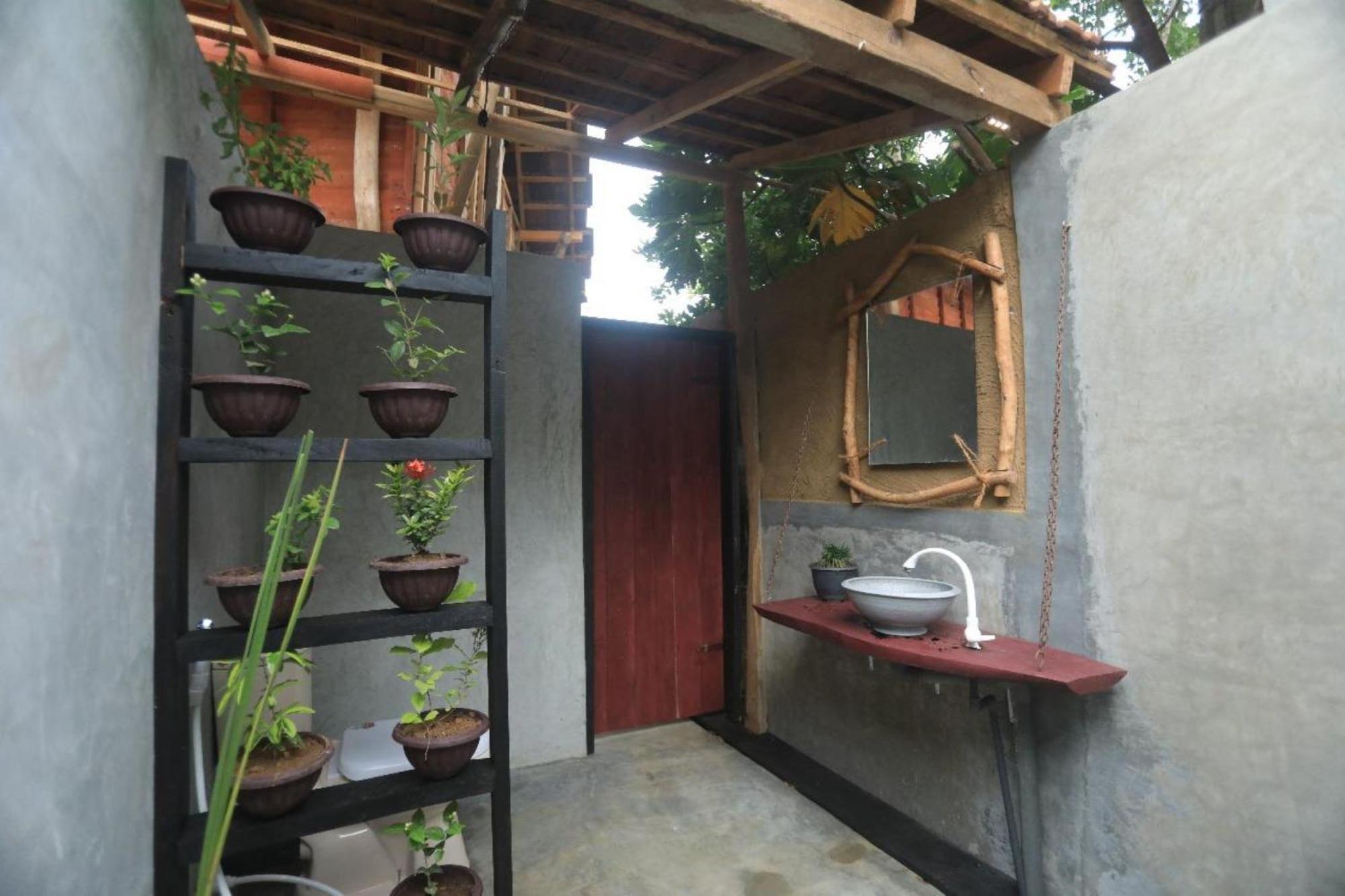 Dinna Nature Hostel Сигирия Экстерьер фото
